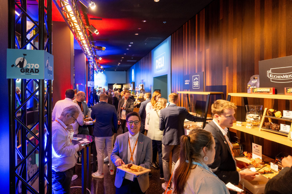Mit rund 130 Ausstellern bot die 370-Grad in Hamburg wieder ein exklusives Veranstaltungsformat für Entscheider der Horeca-Branche. Foto: 370-Grad/Romanus Fuhrmann
