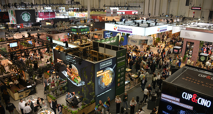 Auch in diesem Jahr werden Mitte März die Messehallen während der Internorga in Hamburg wieder gut gefüllt und die Messestände gut besucht sein. Foto: Lang.