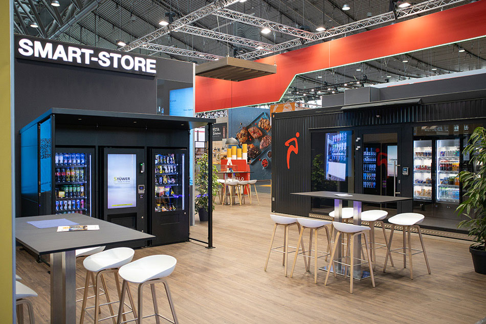 Auch zahlreiche Smart-Store-Lösungen, wie hier am Stand von Lekkerland, waren in Stuttgart zu sehen. Foto: Nolte