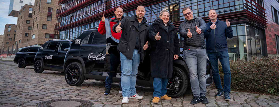 In Deutschland sind die Mitarbeiter des Getränkeherstellers CCEP seit Ende des vergangenen Jahres ausschließlich in Pkw und Transportern mit Elektroantrieb unterwegs. Foto: CCEP DE
